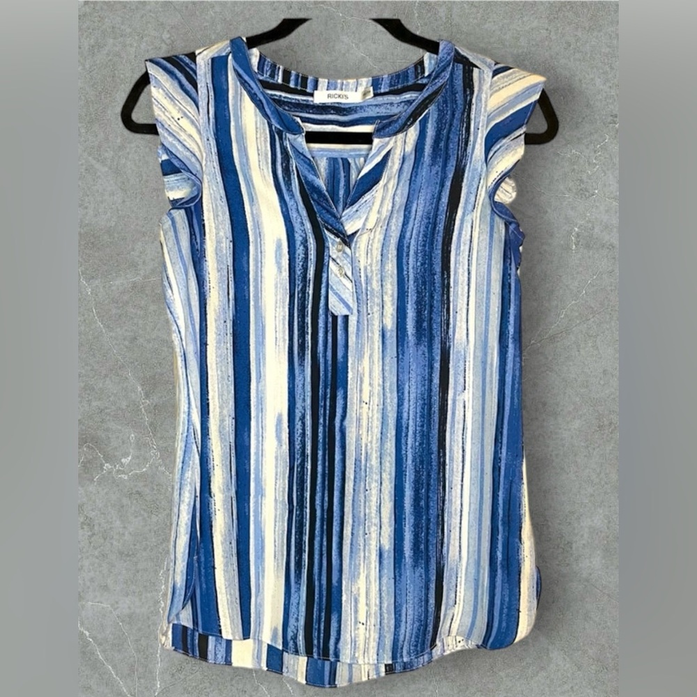 Itm 0013 Ricki’s sleeveless blouse size XS
